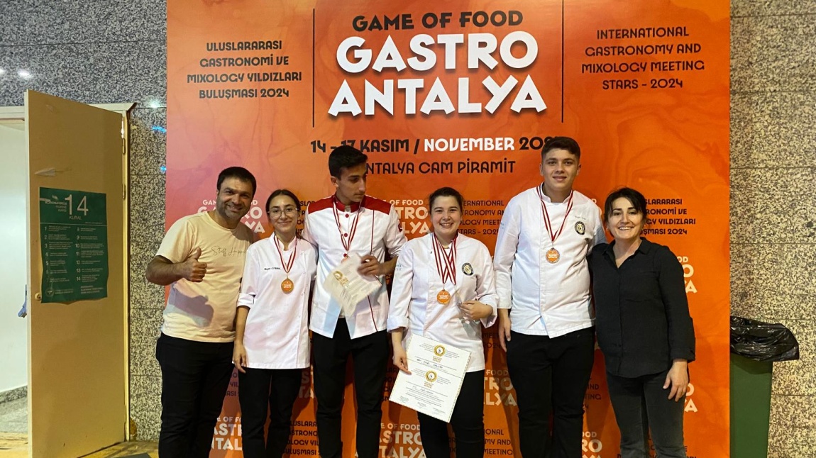 GASTRO ANTALYA ULUSLARARASI YEMEK YARIŞMASINDA CUNDA RÜZGARI